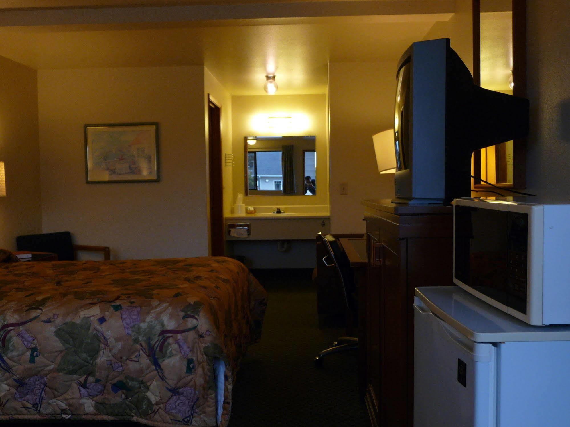 Sundowner Motel Sequim Bagian luar foto