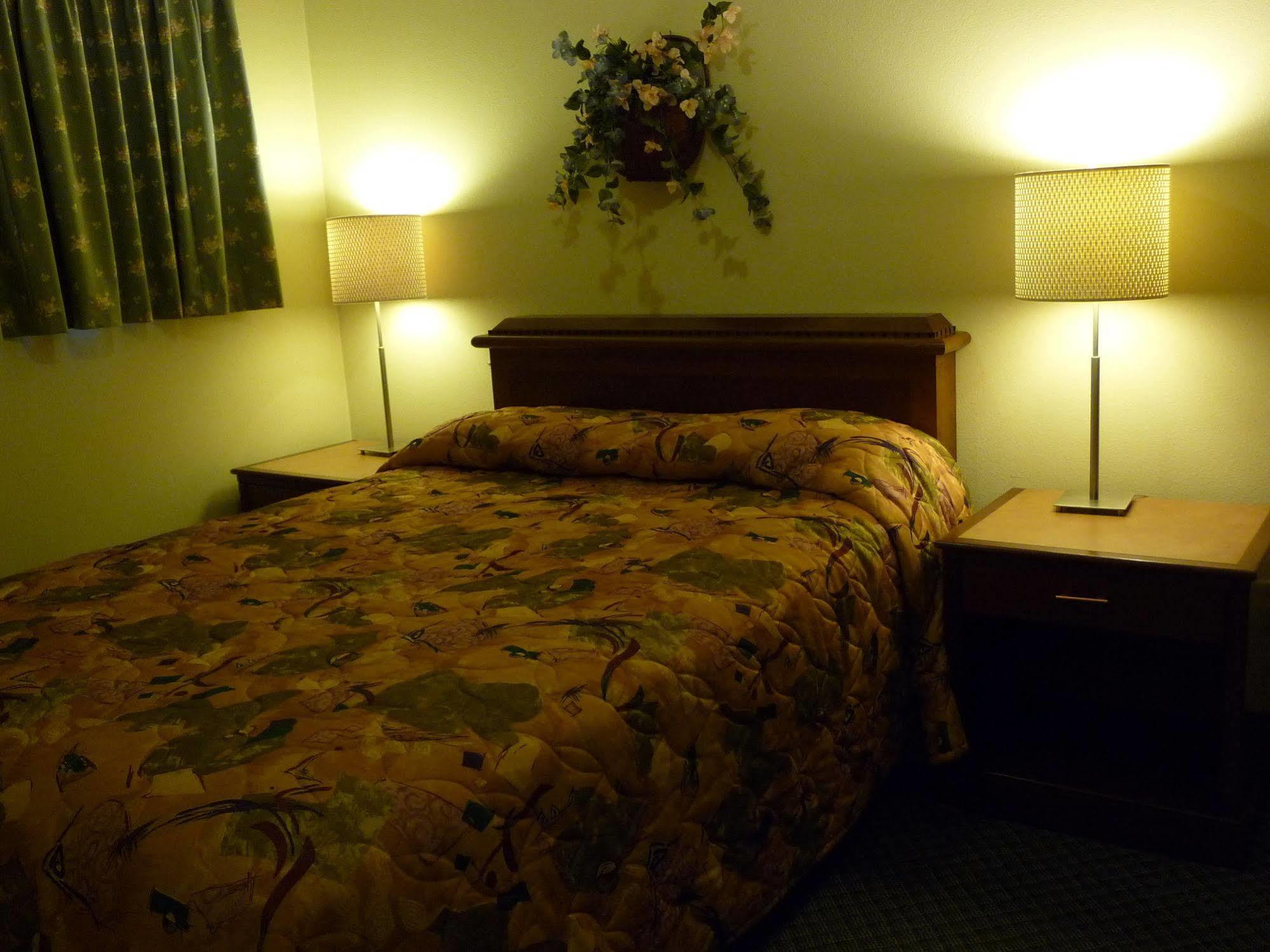 Sundowner Motel Sequim Bagian luar foto